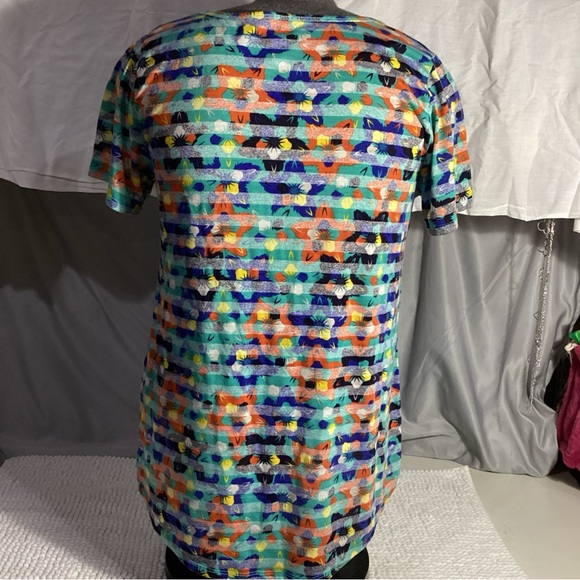 LuLuRoe Classic Floral Striped Women’s XL Loose Fit Short Sleeve Soft Pullover - Picture 3 of 6